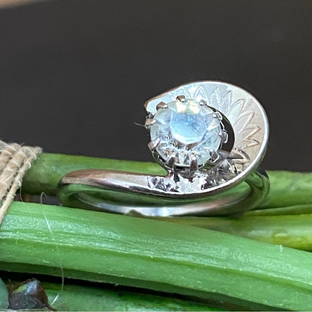 Silver-tone Clear CZ Stone Swirl Ring Size 6